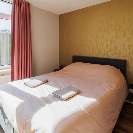 Casa vacanze Het Gouden Hert - Luxe Vakantiewoning Aan De Bosrand Putten