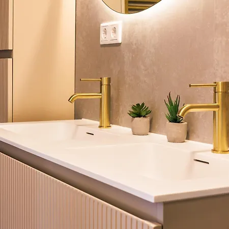 Casa vacanze Het Gouden Hert - Luxe Vakantiewoning Aan De Bosrand